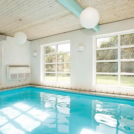 10 Person In Fur-by Traum 度假居 *